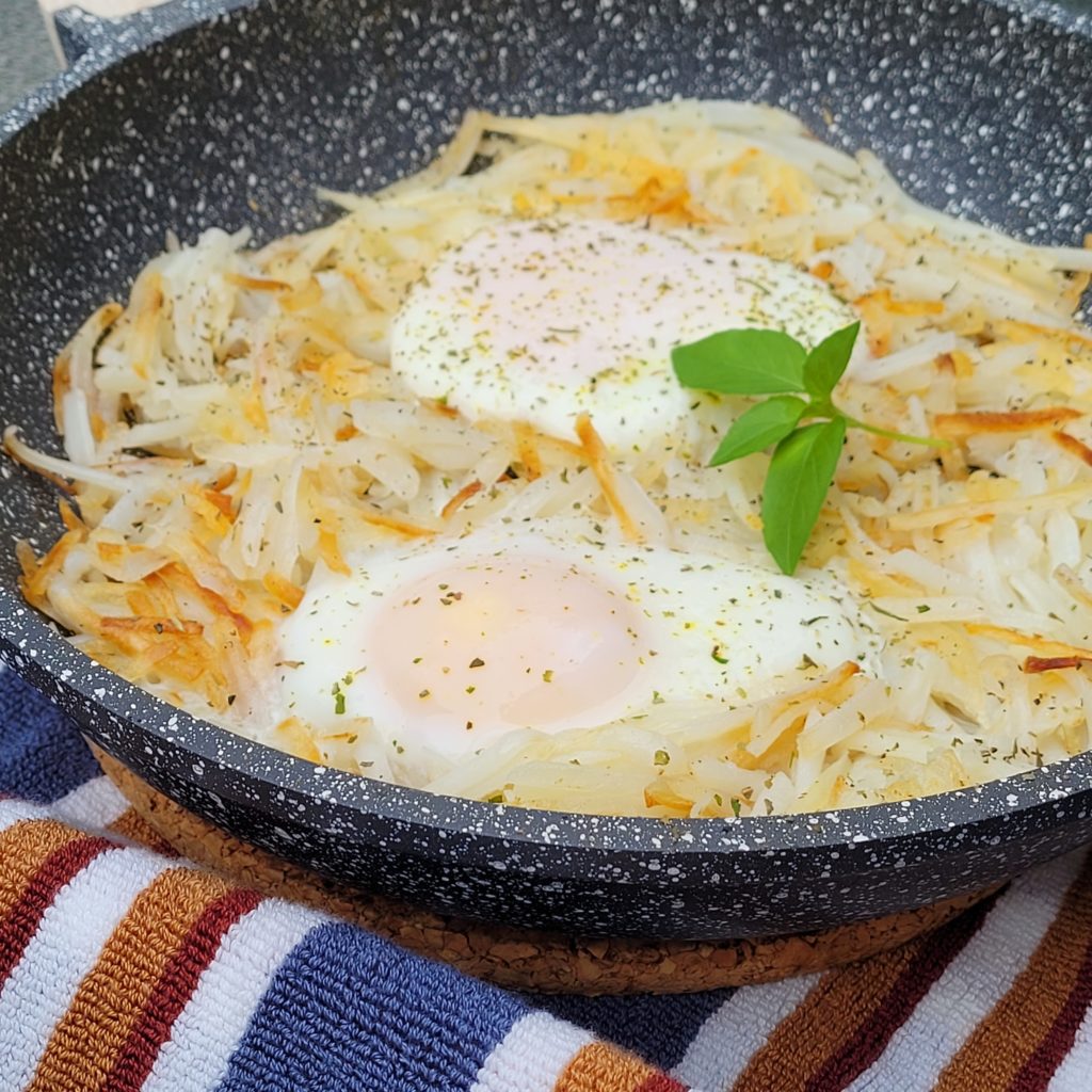 One Pan Baked Eggs & Hash Browns